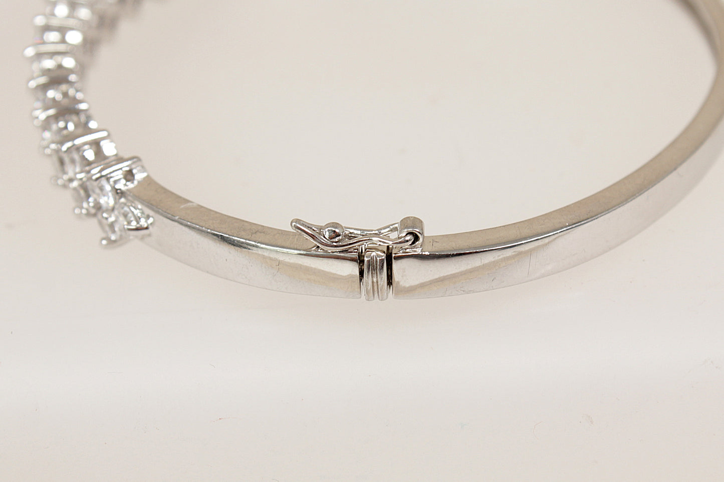 Stylish Sterling Silver & CZ Hinged Bangle Bracelet – 7 ½"