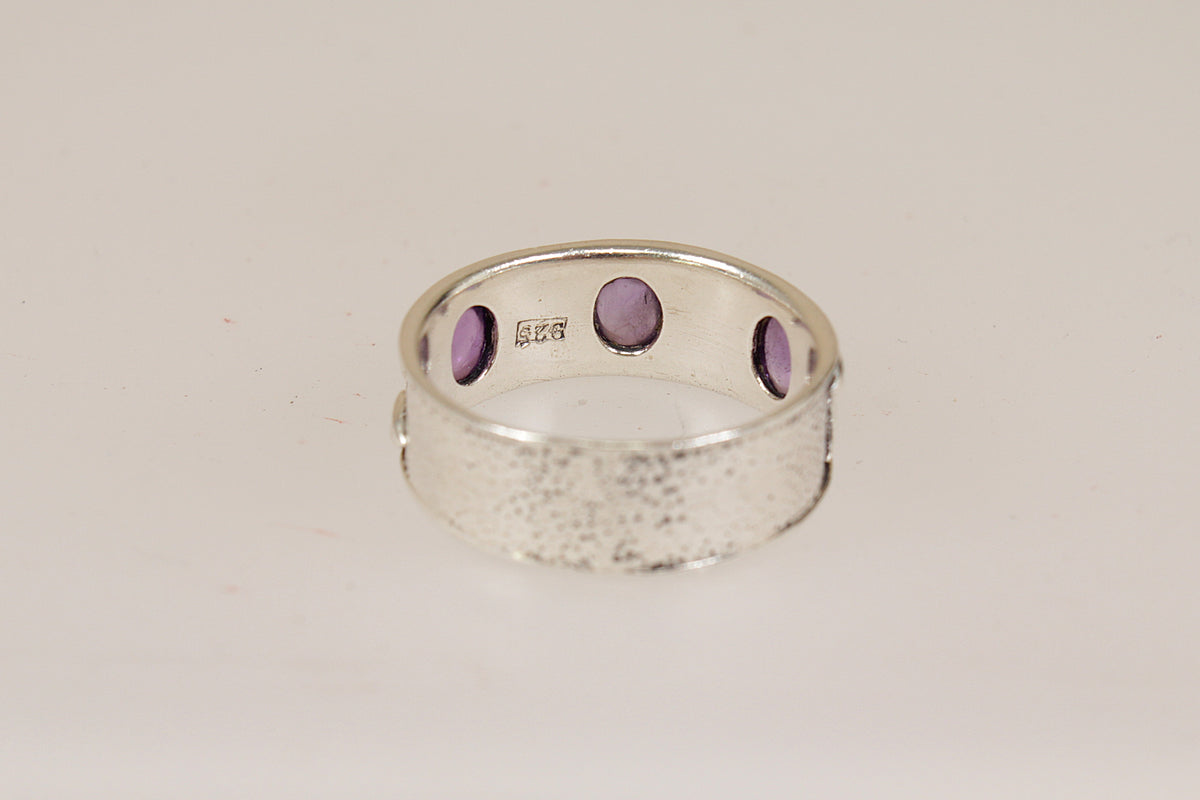 Stylish Sterling Silver Amethyst Studio Art Nouveau Style Band Ring