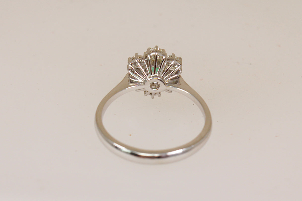 Exceptional 18ct White Gold Emerald & Diamond Cluster Ring