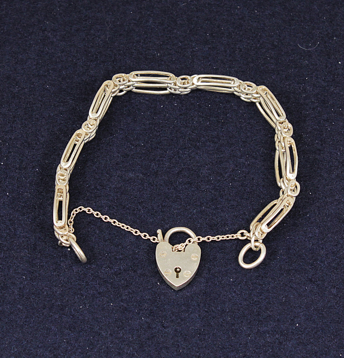 Elegant Vintage Sterling Silver Fancy Link Bracelet