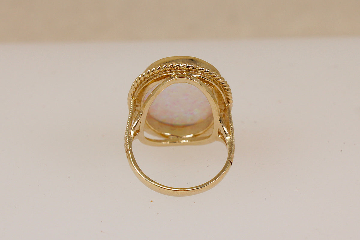 Stunning Large 9ct Gold Oval Opal Ring – 2011