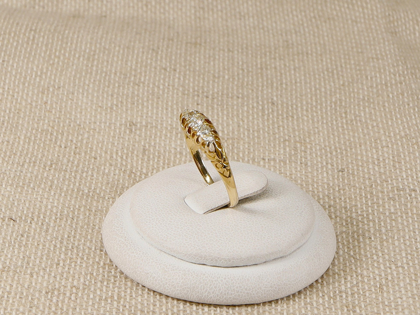Antique 18ct 5 Stone Diamond Ring