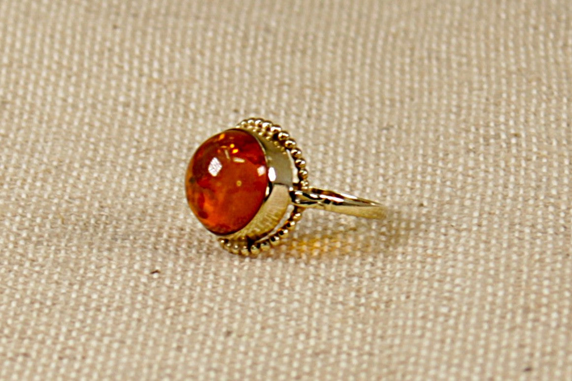 Vintage 8ct Amber Gold Ring