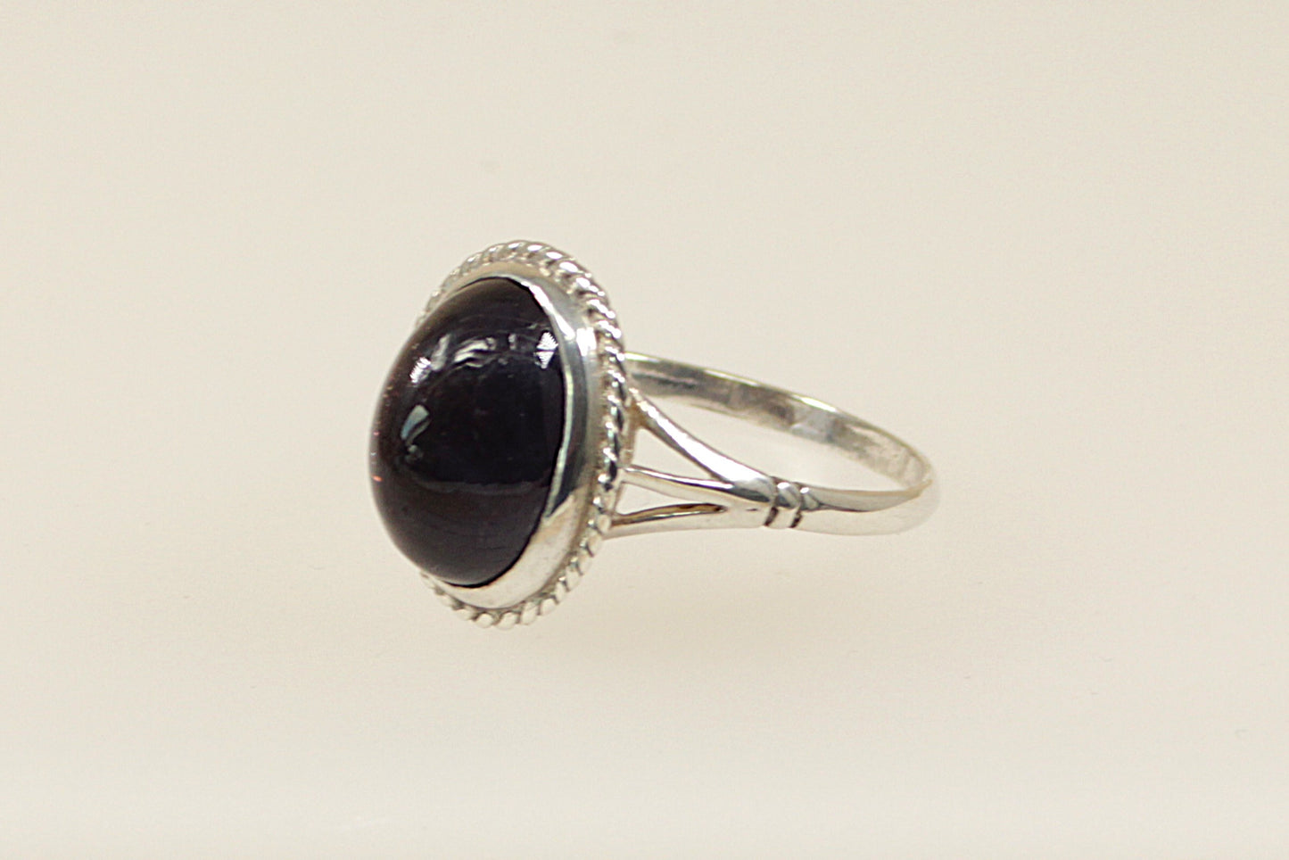 Vintage Silver Iolite Solitaire Ring