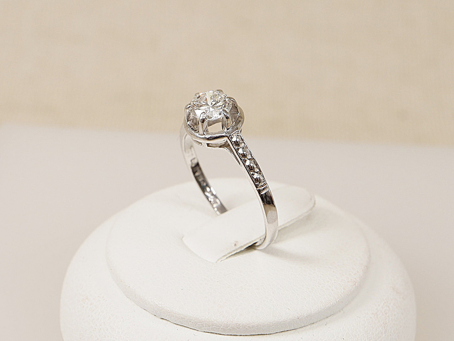 Superb 18ct White Gold 0.55ct Diamond Solitaire Ring – Certified Natural Diamond