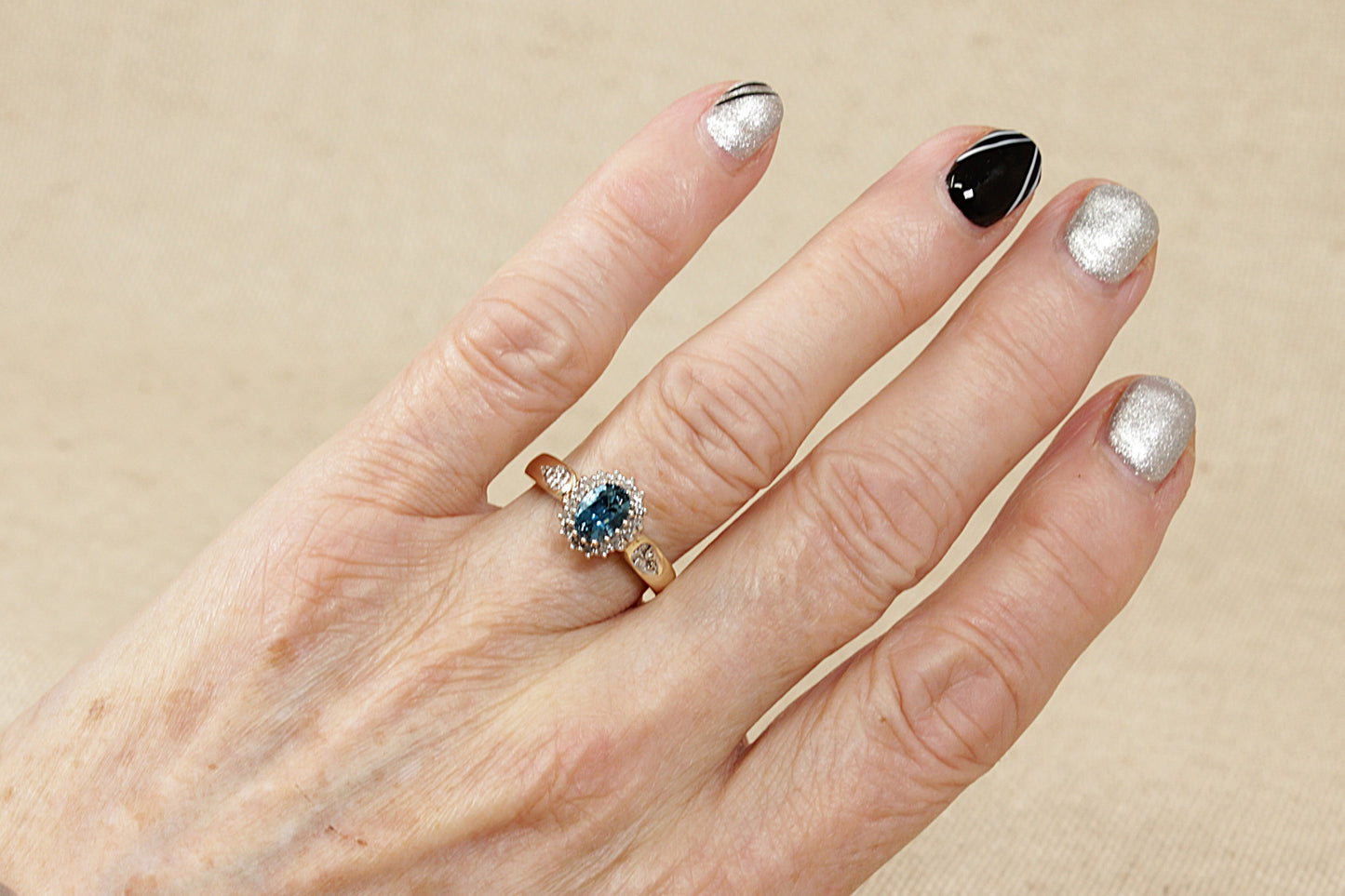 Vintage 9ct Topaz and Diamond Ring