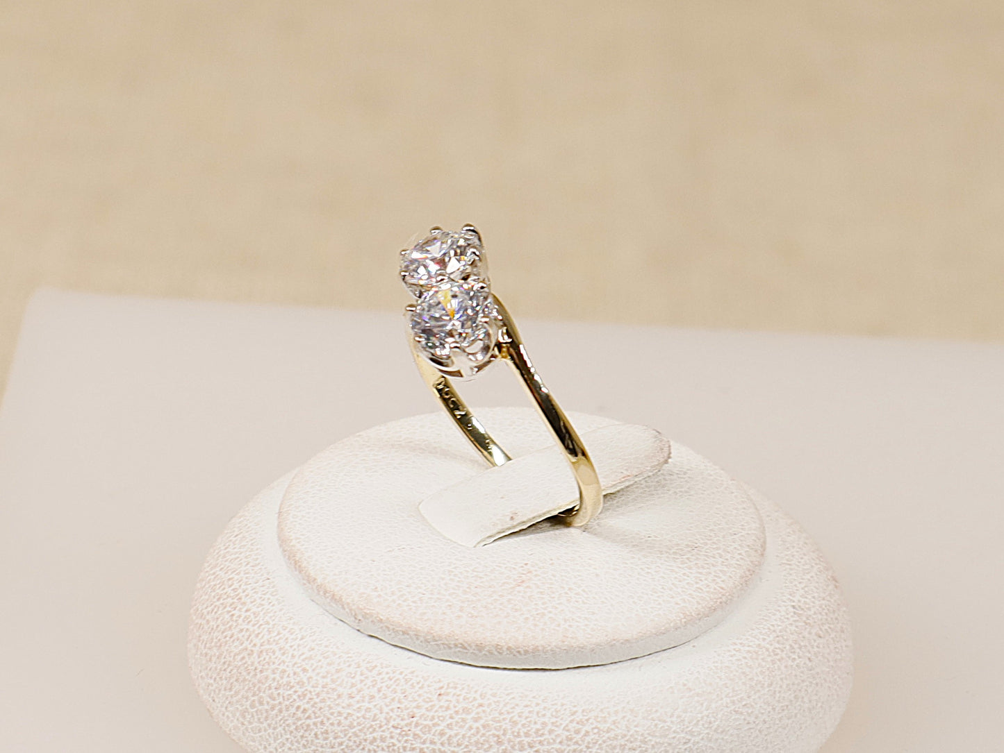 14ct Gold Cubic Zirconia Twist Ring
