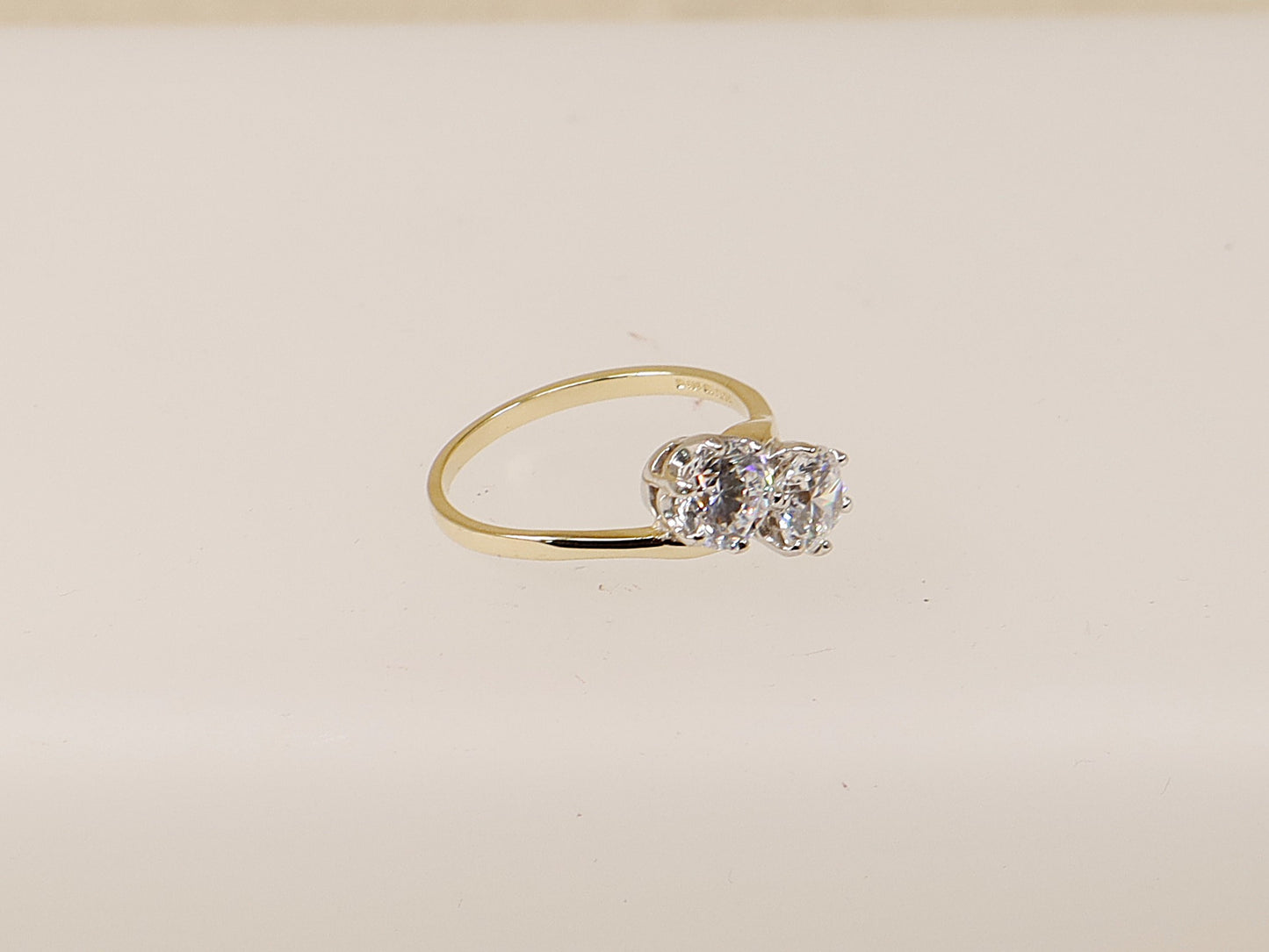 14ct Gold Cubic Zirconia Twist Ring
