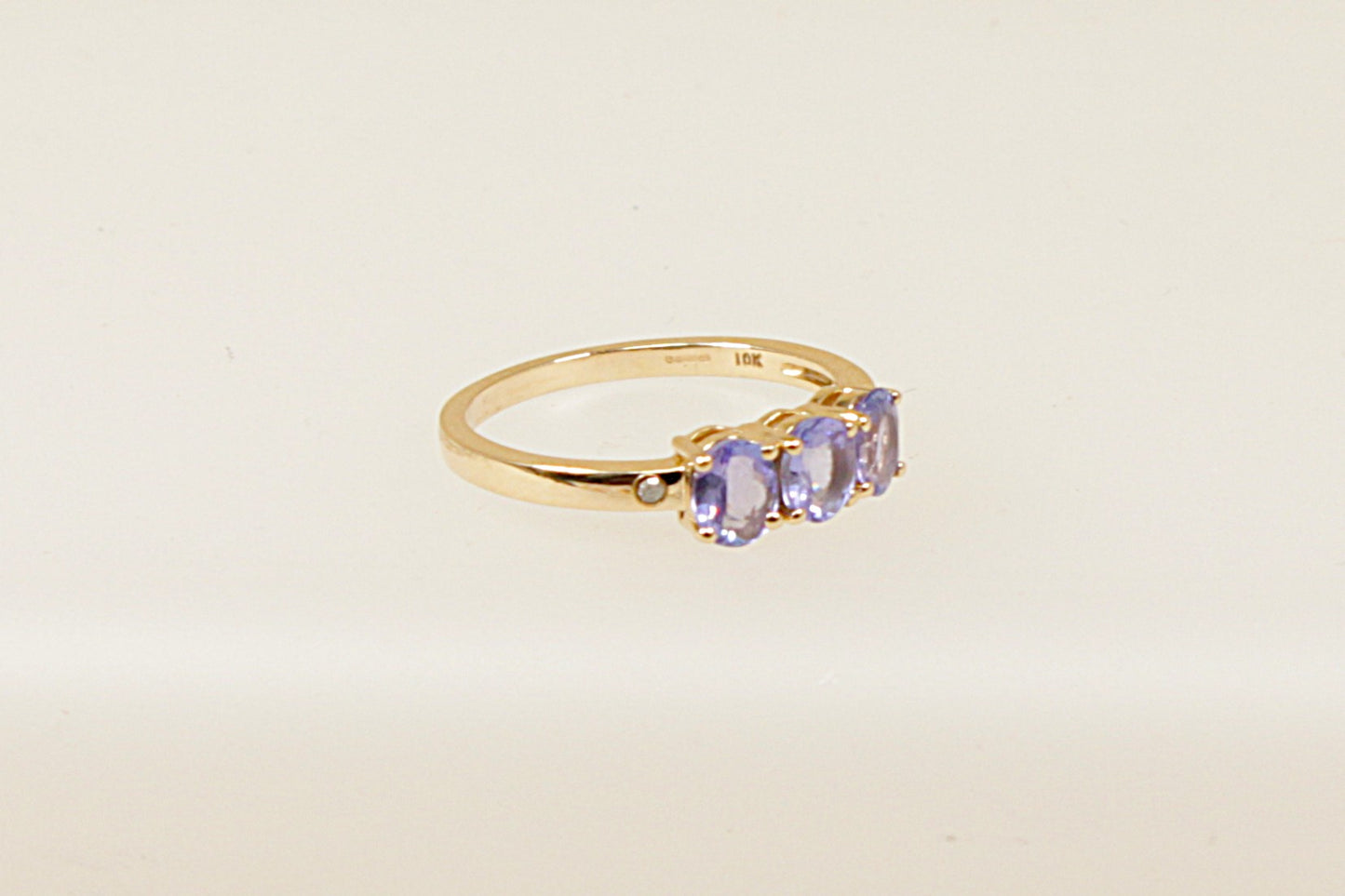 9ct Gold Blue Iolite Trilogy Ring