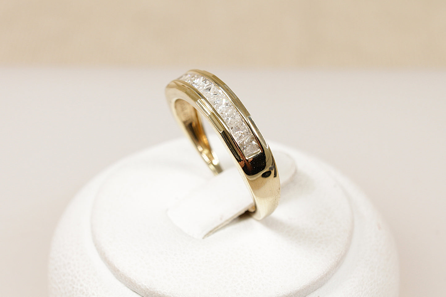 9ct Gold Diamond Band Ring