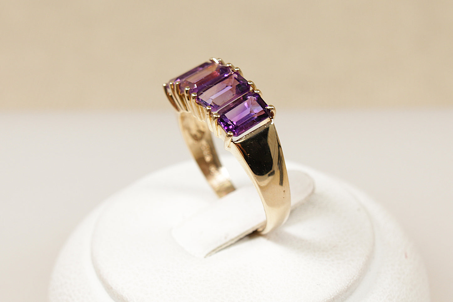 Vintage 14ct Amethyst Gold Ring