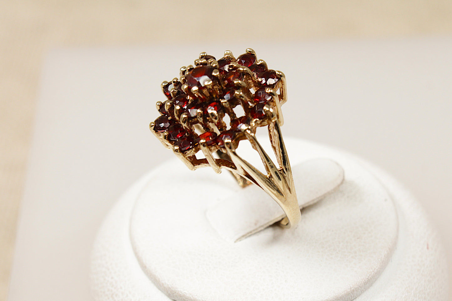 Vintage 9ct Gold Garnet Cluster Ring