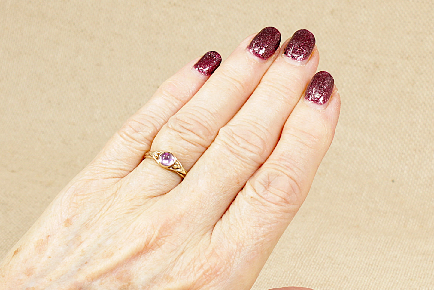 Vintage 9ct Gold Amethyst Cabochon Ring
