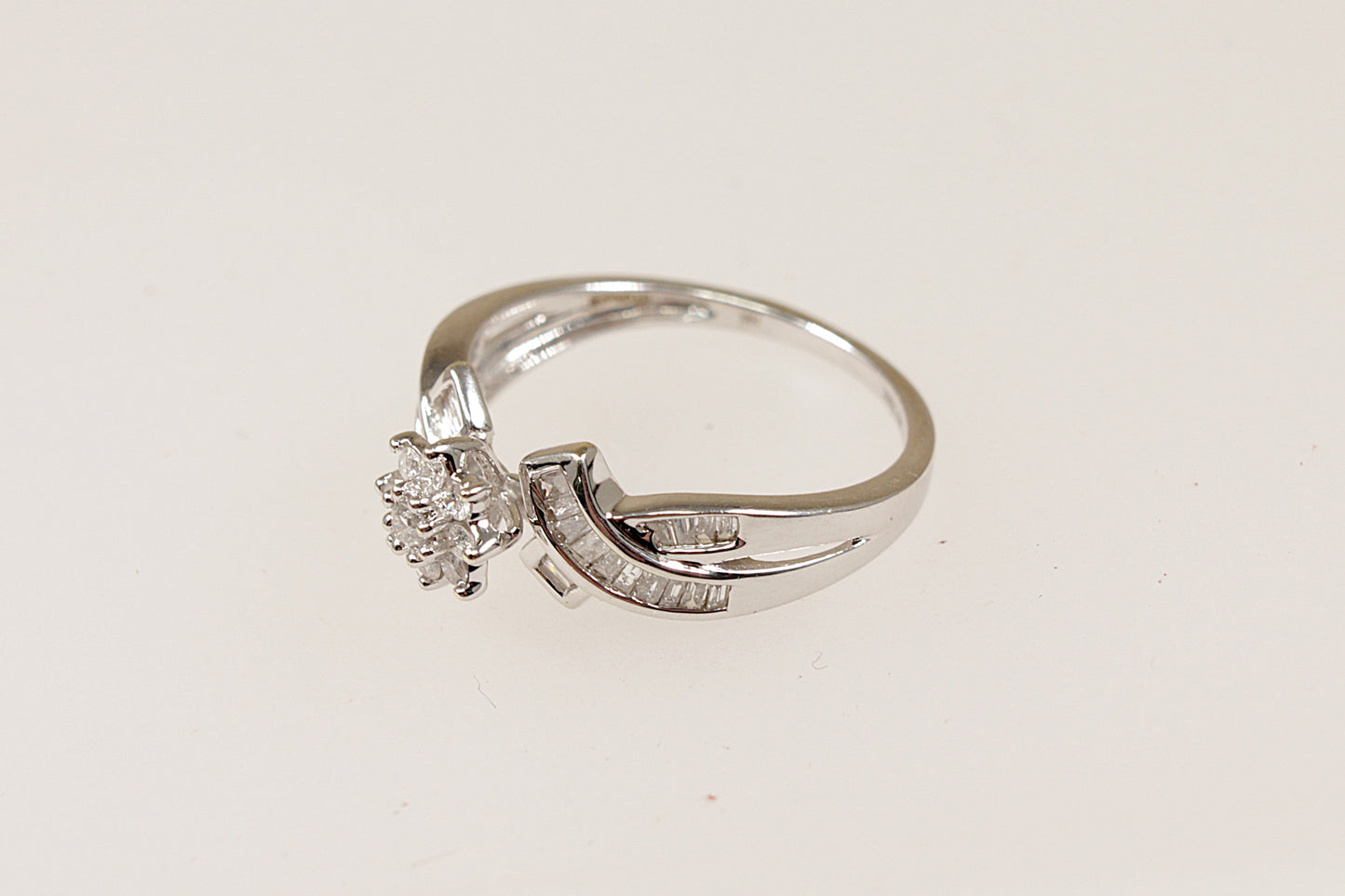 9ct White Gold Diamond Cluster Ring