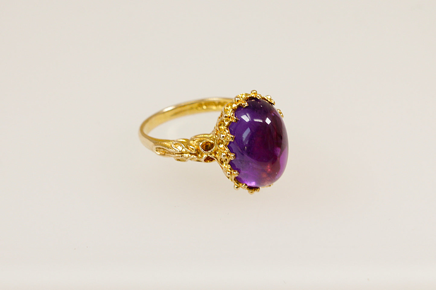 9ct Gold Amethyst Statement Ring