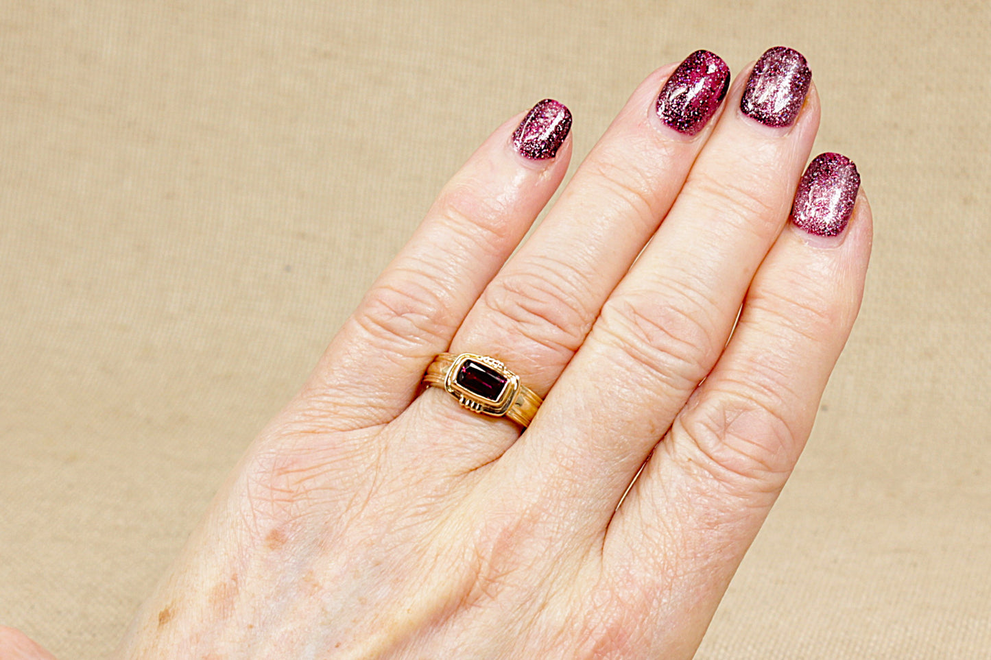 Vintage 9ct Rhodolite Garnet Gold Ring