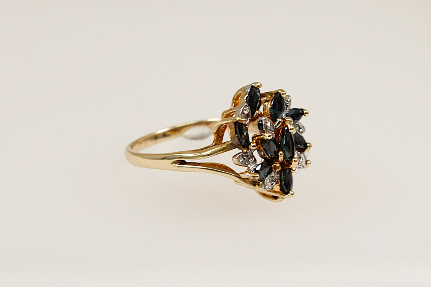 9ct Gold Sapphire and Diamond Ring