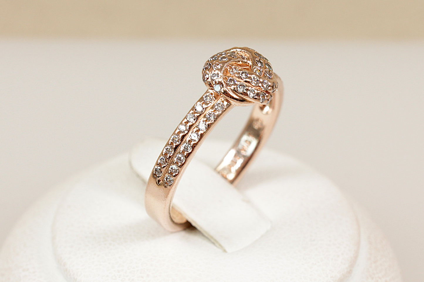 A Pretty Silver Gilt Pandora Ring