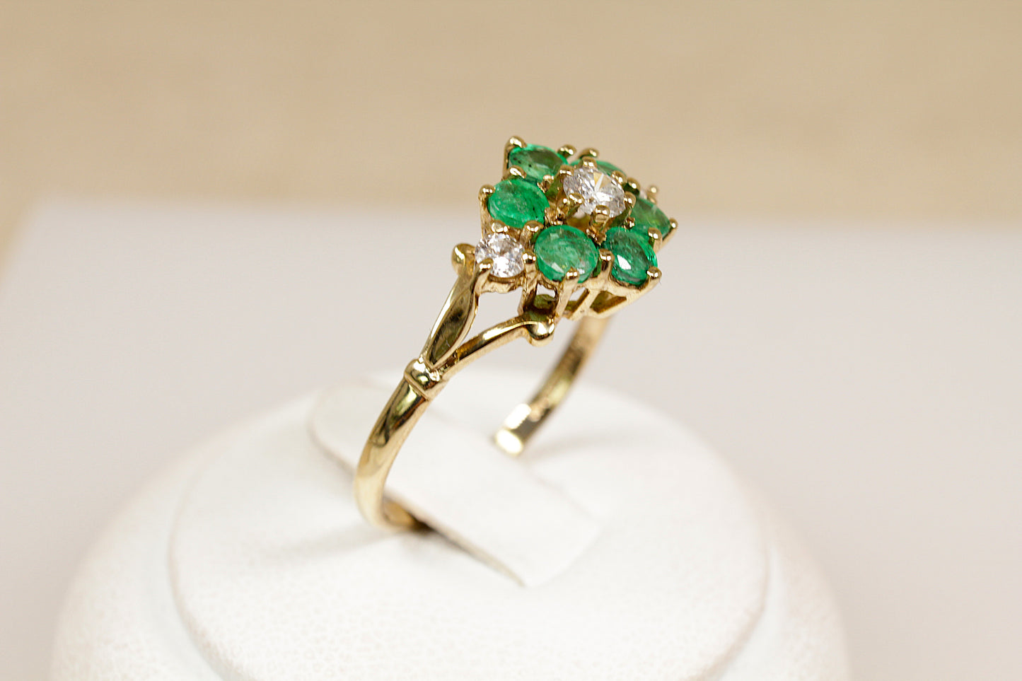 Vintage 9ct Emerald and Diamond Cluster Ring