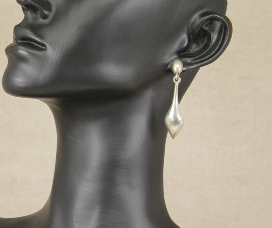 Pretty Sterling Silver Elongated Teardrop Drop Earrings