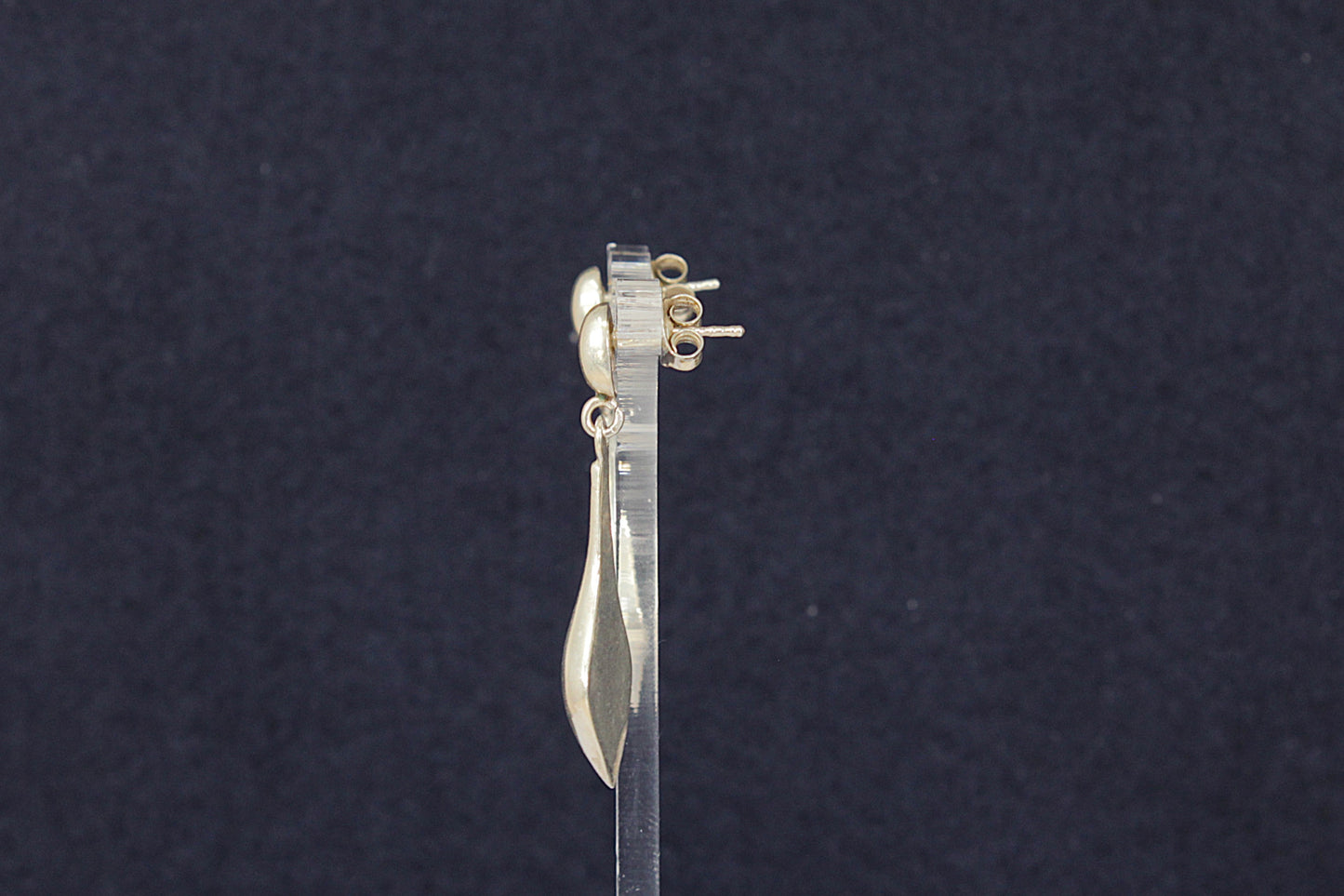 Pretty Sterling Silver Elongated Teardrop Drop Earrings