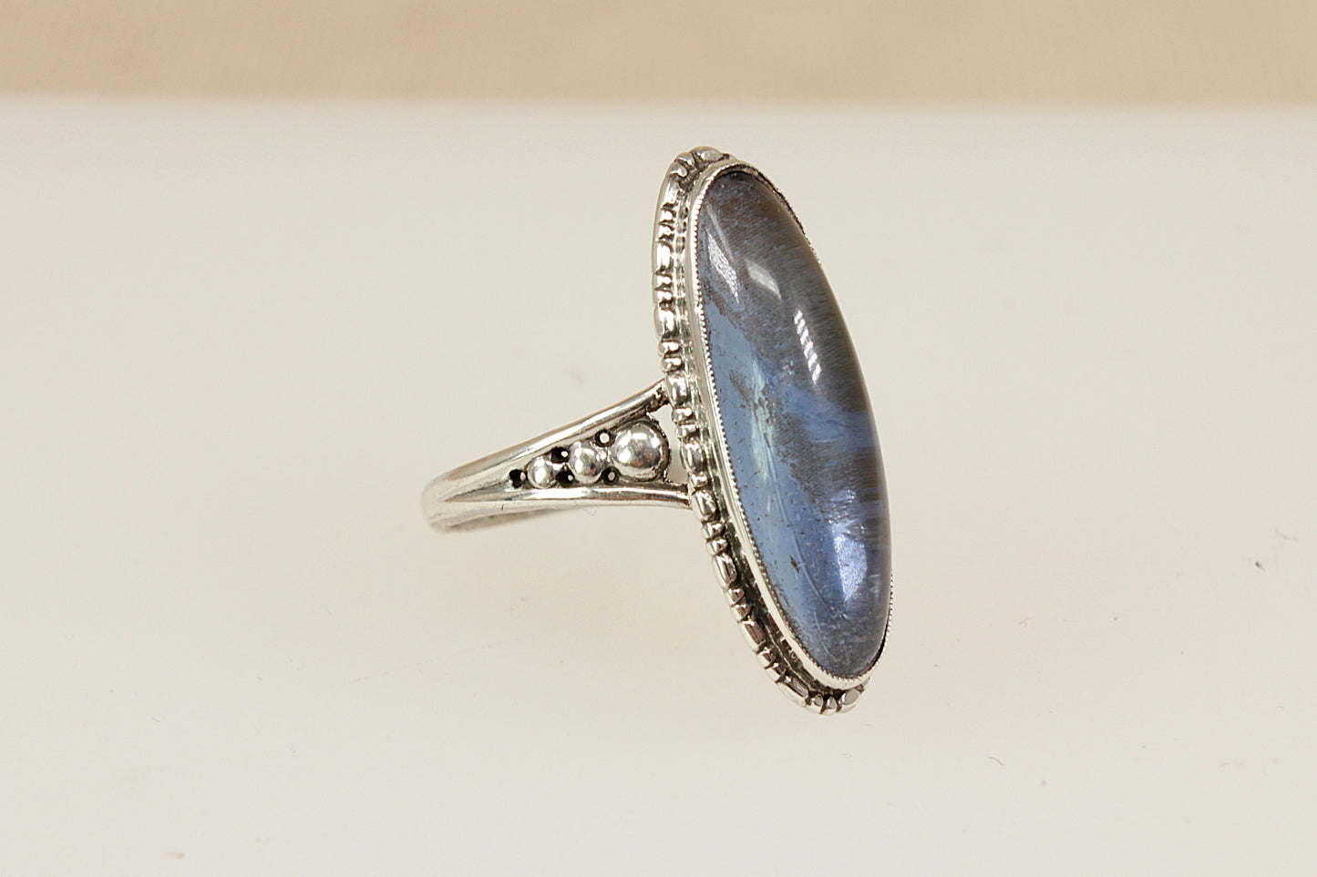 Vintage Art Deco Style Silver Labradorite Navette Ring