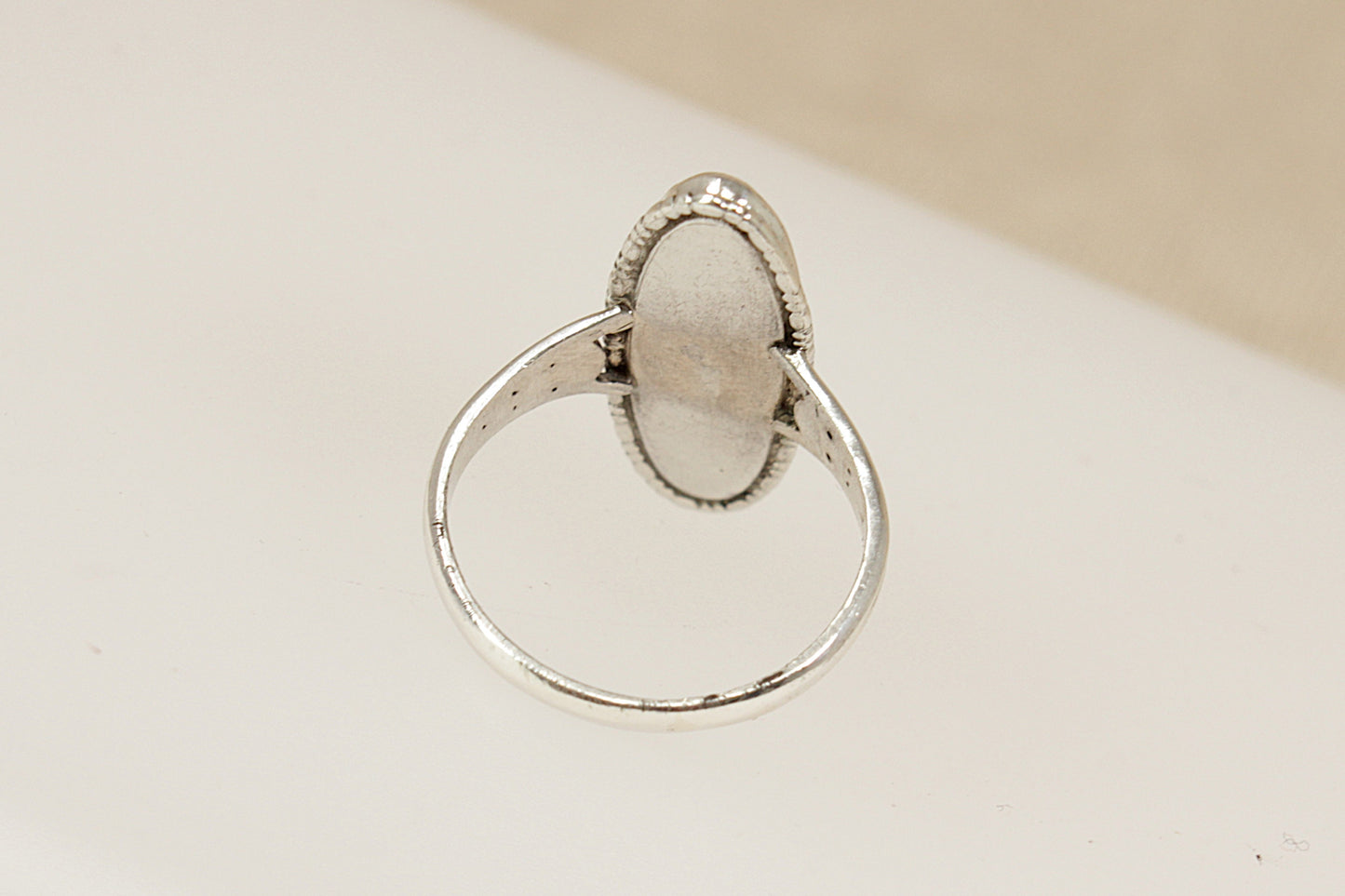 Vintage Art Deco Style Silver Labradorite Navette Ring
