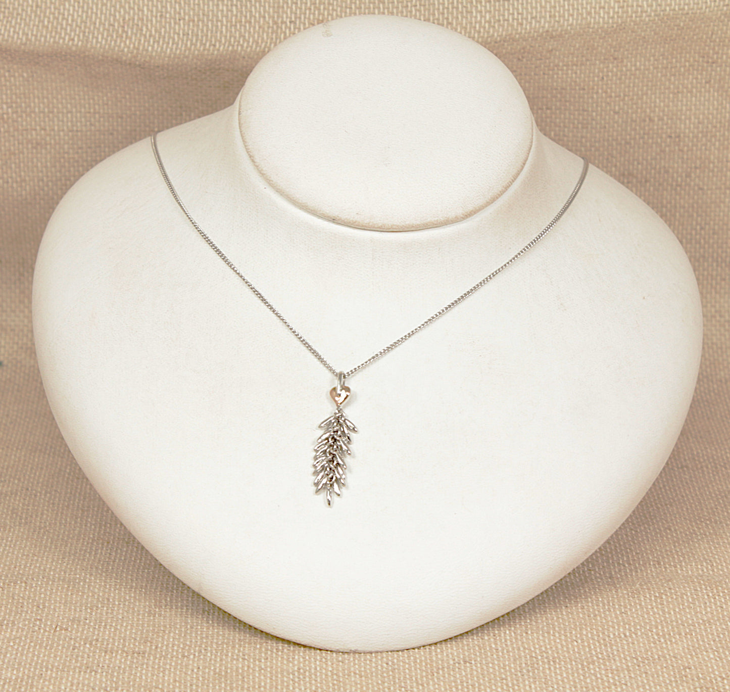 Welsh Clogau Pendant and Chain Necklace