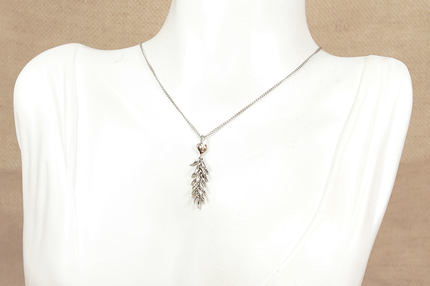 Welsh Clogau Pendant and Chain Necklace