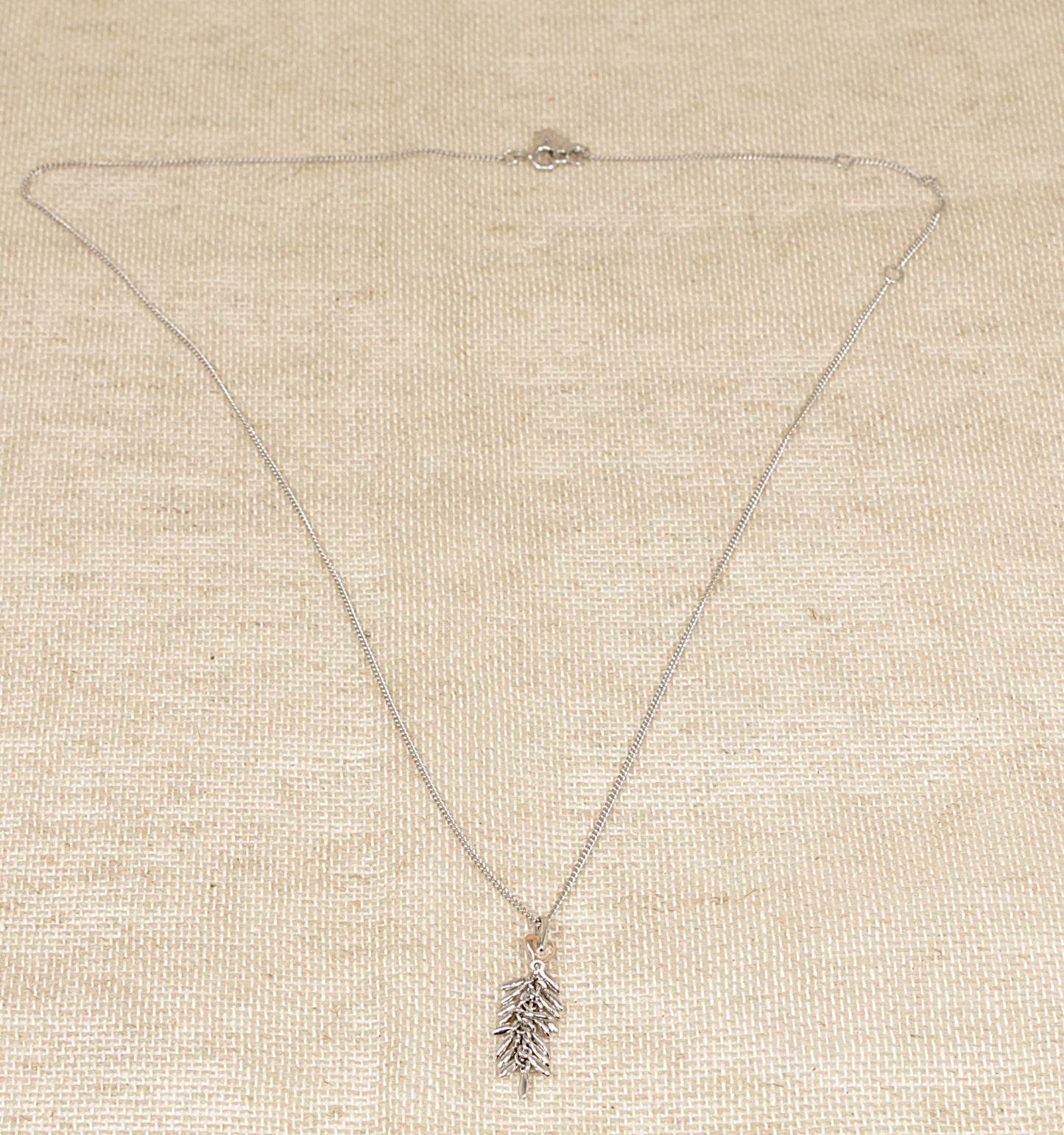 Welsh Clogau Pendant and Chain Necklace