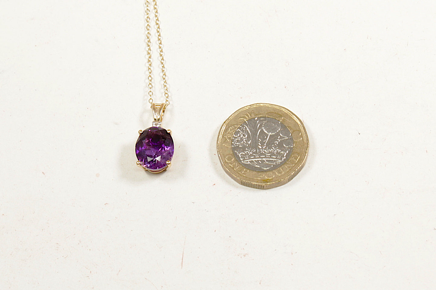 10ct Gold Amethyst Solitaire Pendant & Chain Necklace