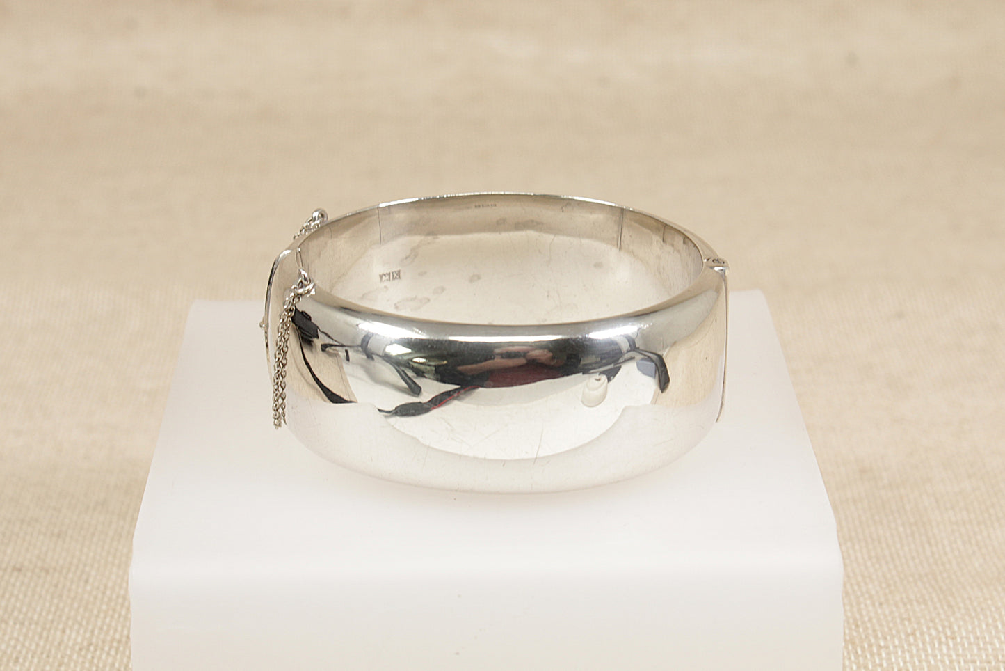 Vintage Silver Hinged Cuff Bangle Bracelet - 7"
