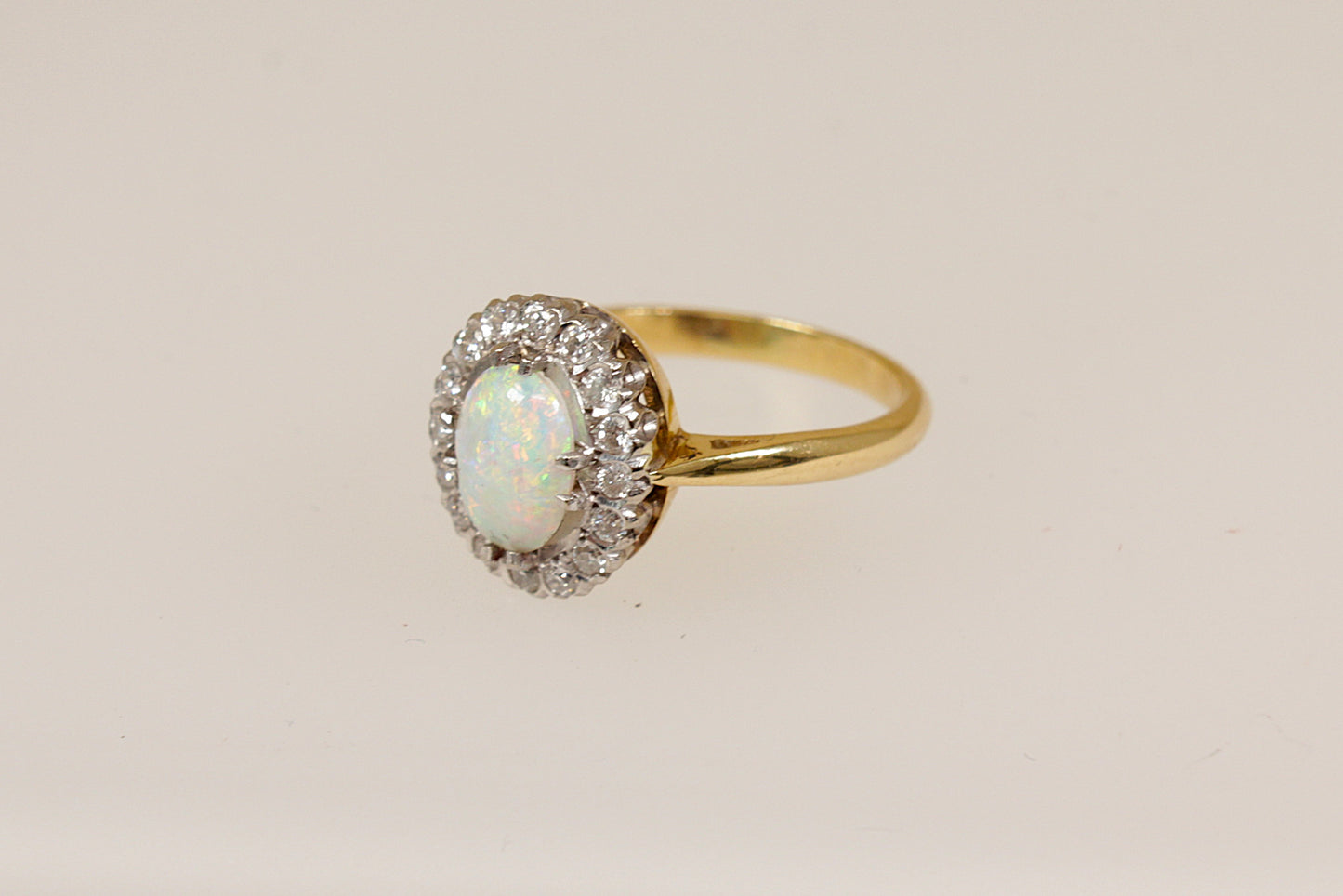 18ct Gold Fire Opal & Diamond Ring (with certificate)