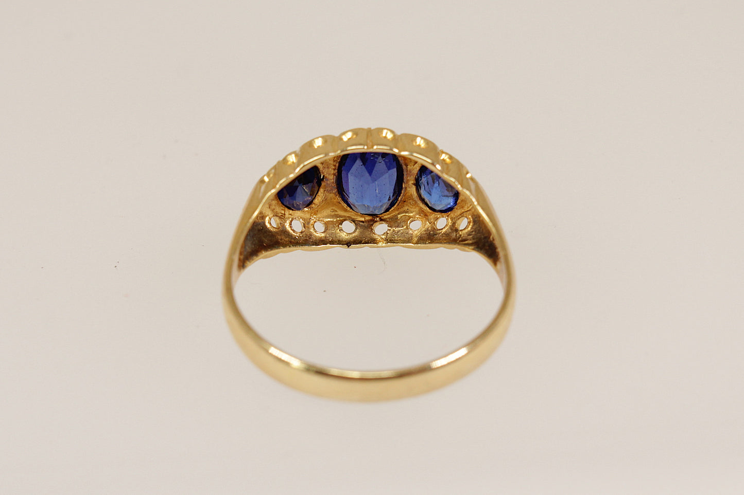 Edwardian 18ct Gold Blue Gemstone Trilogy Ring