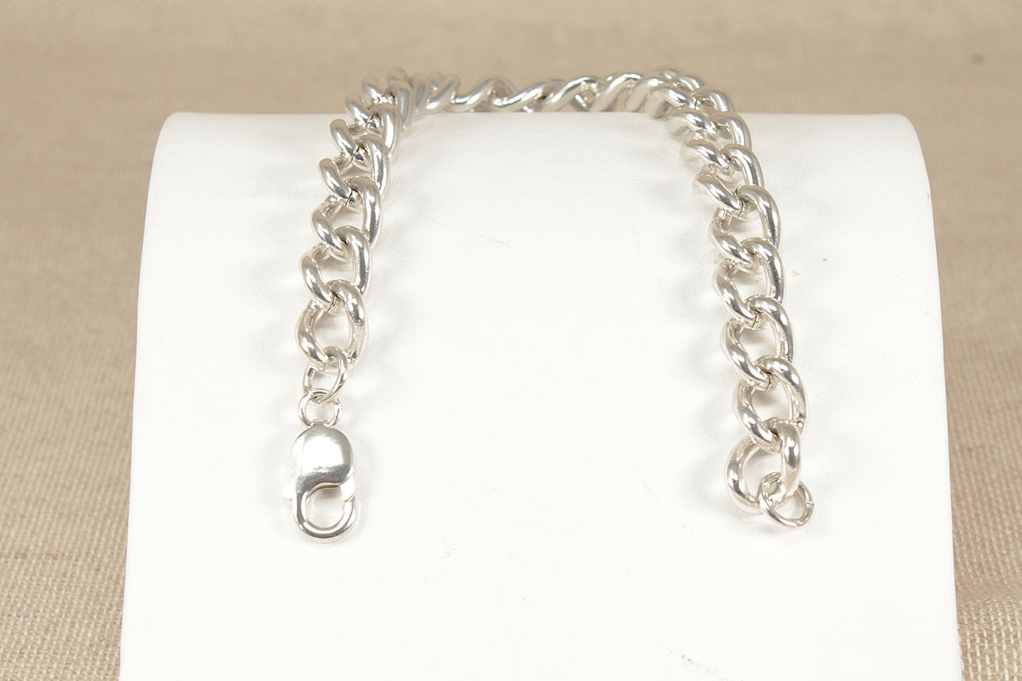 Gents Silver Curb Link Bracelet - 9 ½"
