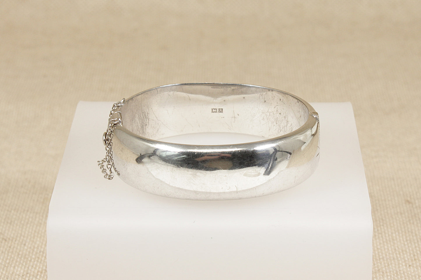 Vintage Silver Hinged Cuff Bangle Bracelet - 7"