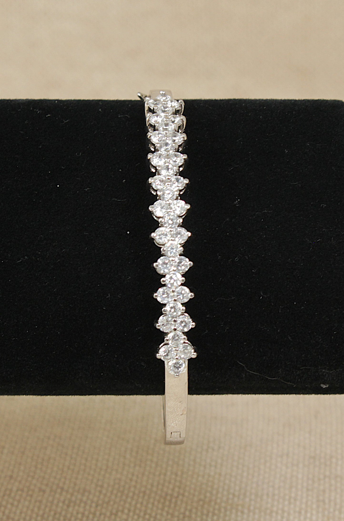 Stylish Sterling Silver & CZ Hinged Bangle Bracelet – 7 ½"