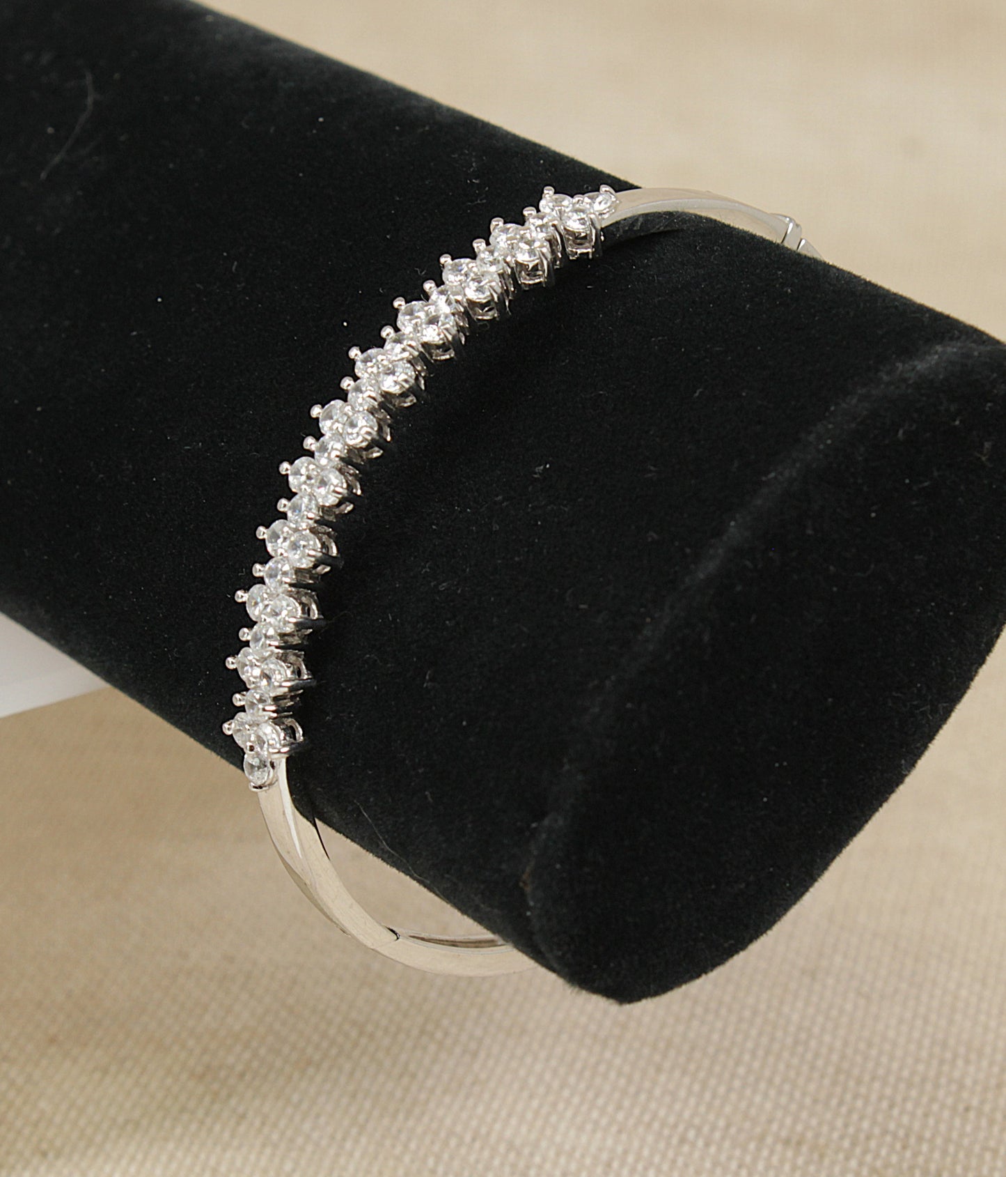 Stylish Sterling Silver & CZ Hinged Bangle Bracelet – 7 ½"