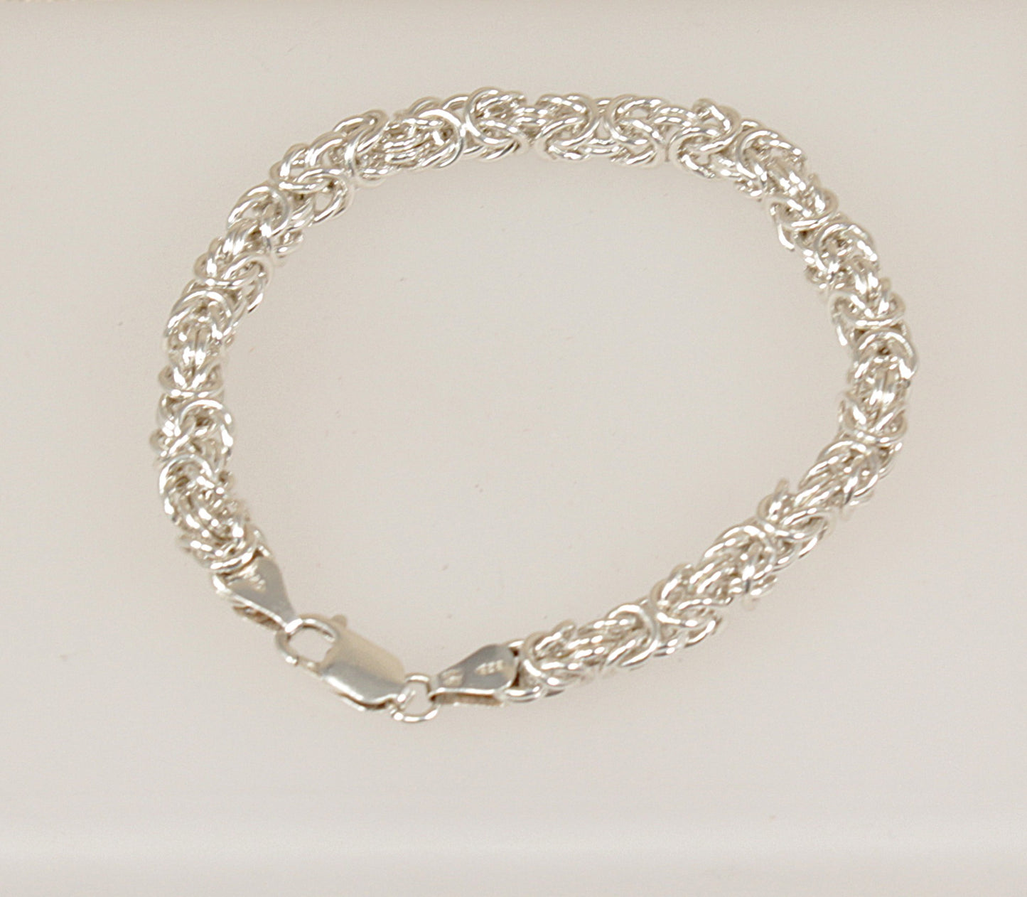 Stylish Impressive Italian Sterling Silver Designer Bracelet – 8"