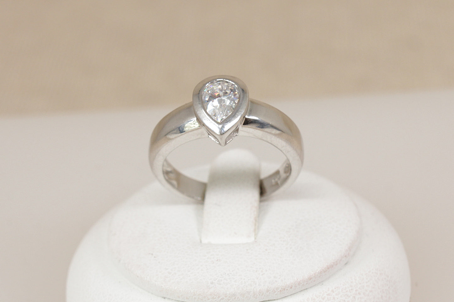 Pretty Sterling Silver White Crystal Ring