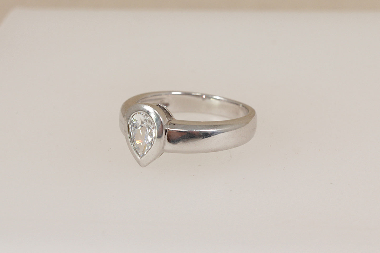 Pretty Sterling Silver White Crystal Ring