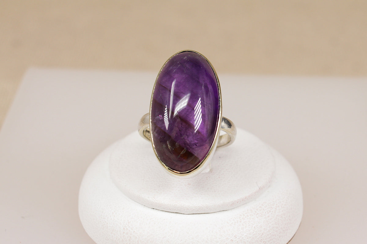 Stunning Sterling Silver Amethyst Cabochon Statement Ring