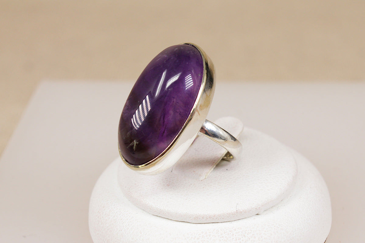 Stunning Sterling Silver Amethyst Cabochon Statement Ring