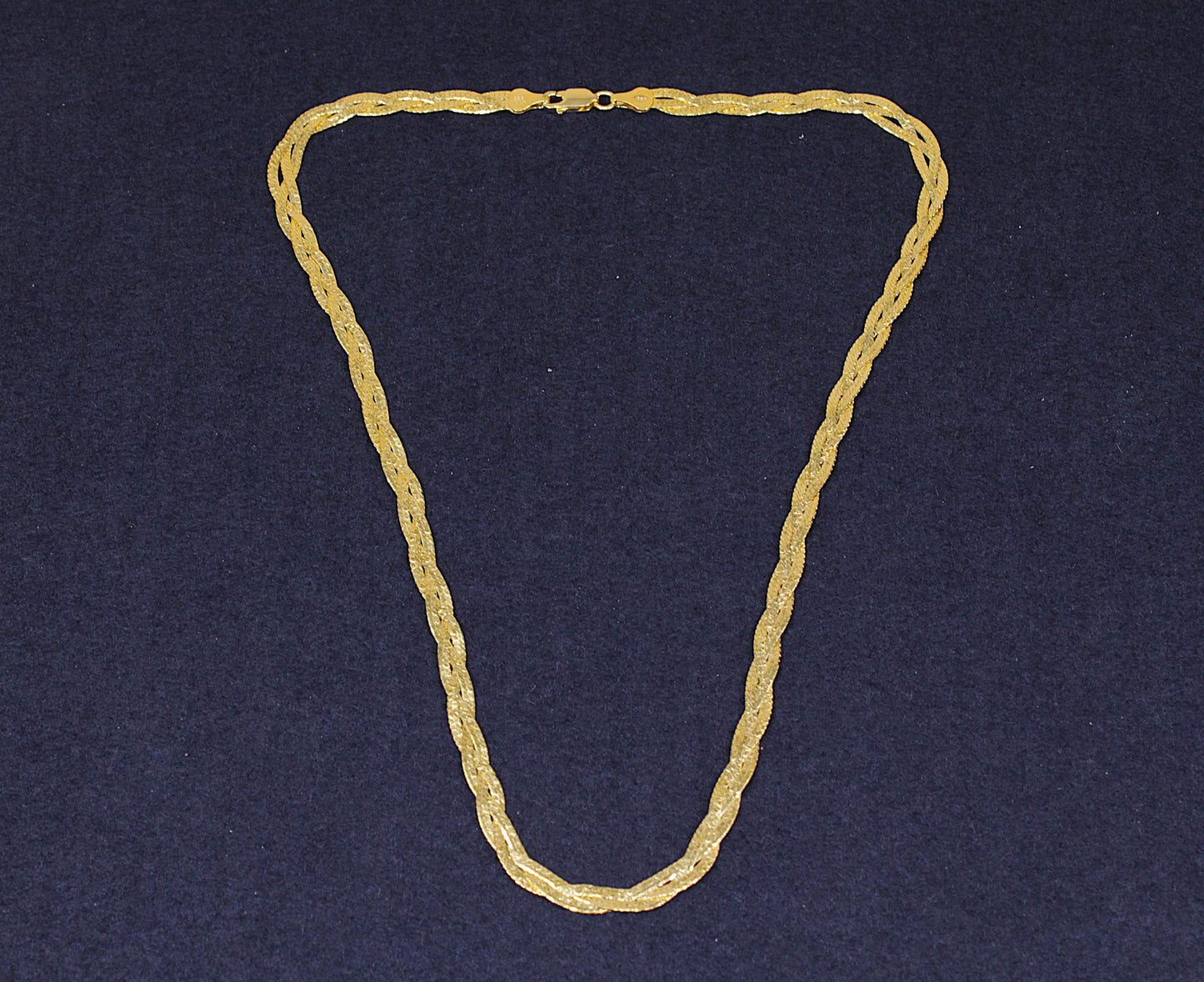 Stylish Vintage Italian Sterling Silver Gilt Plaited Necklace