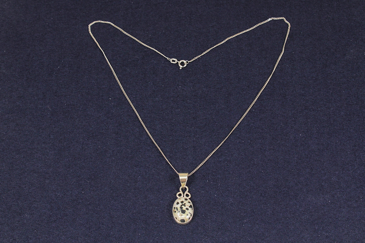 Pretty Vintage Sterling Silver Leopard Spotted Jasper Pendant Necklace