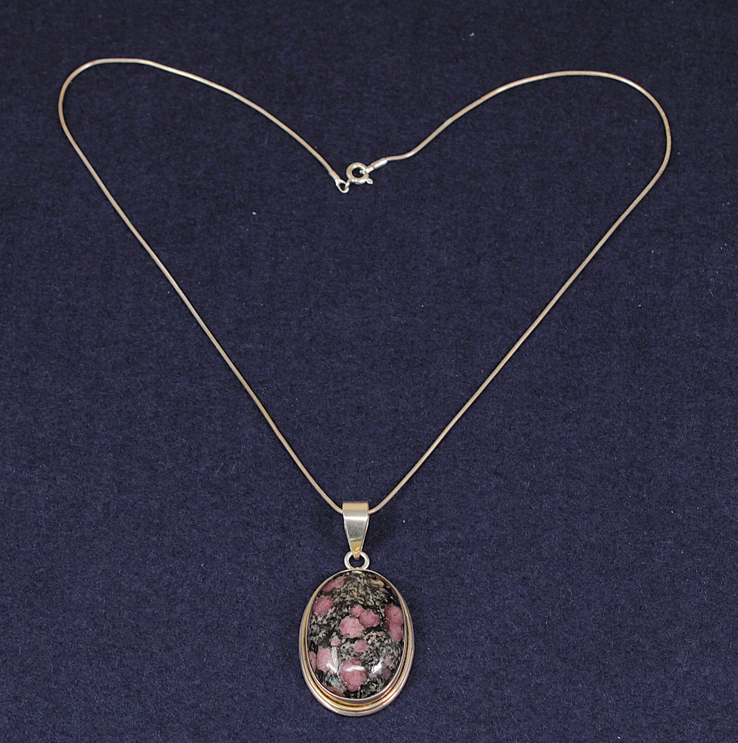 Impressive Sterling Silver Spotted Jasper Agate Pendant Necklace