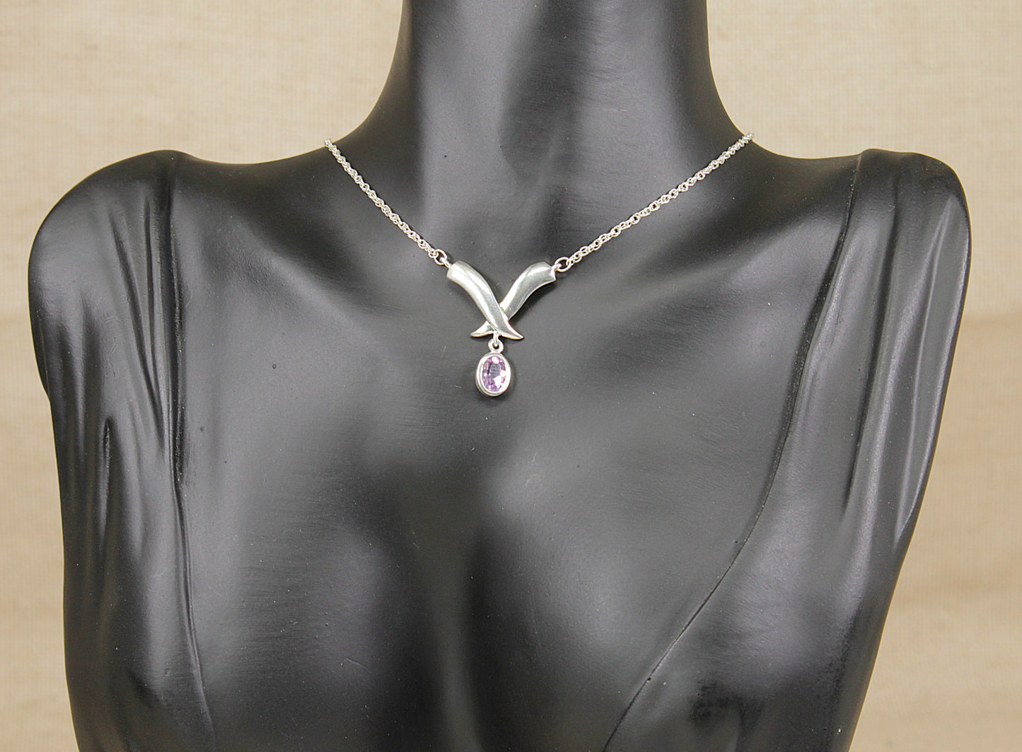 Elegant Sterling Silver & Amethyst Necklet Necklace – Adjustable