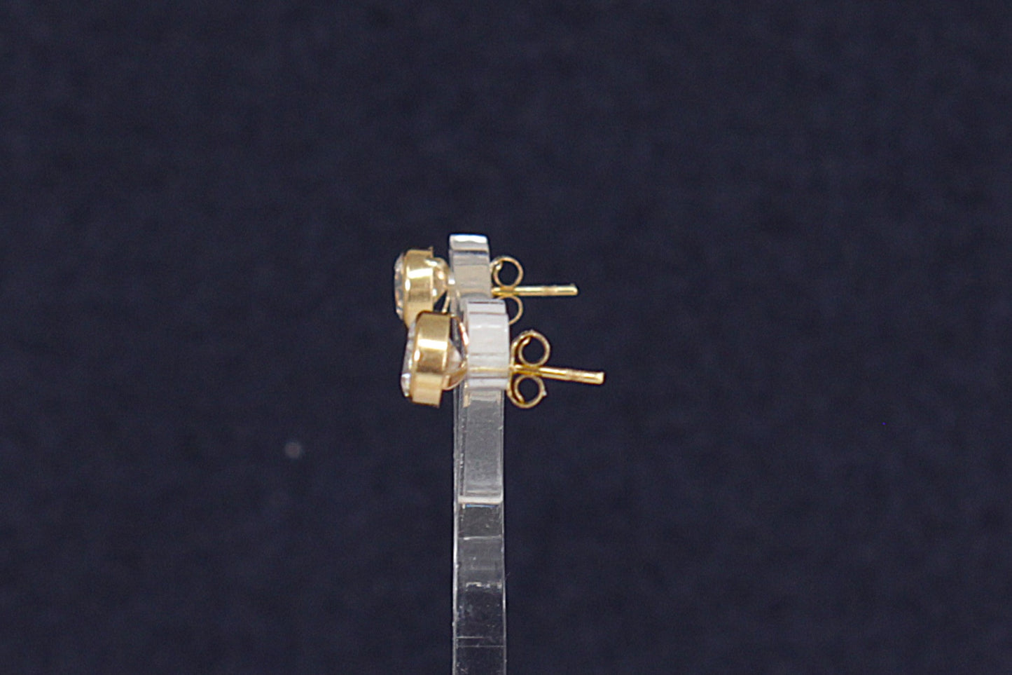 Charming 9ct Gold Clear Quartz Stud Earrings