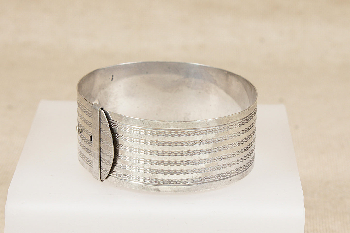 Vintage Sterling Silver Buckle Cuff Bangle Bracelet – Circa 1920s