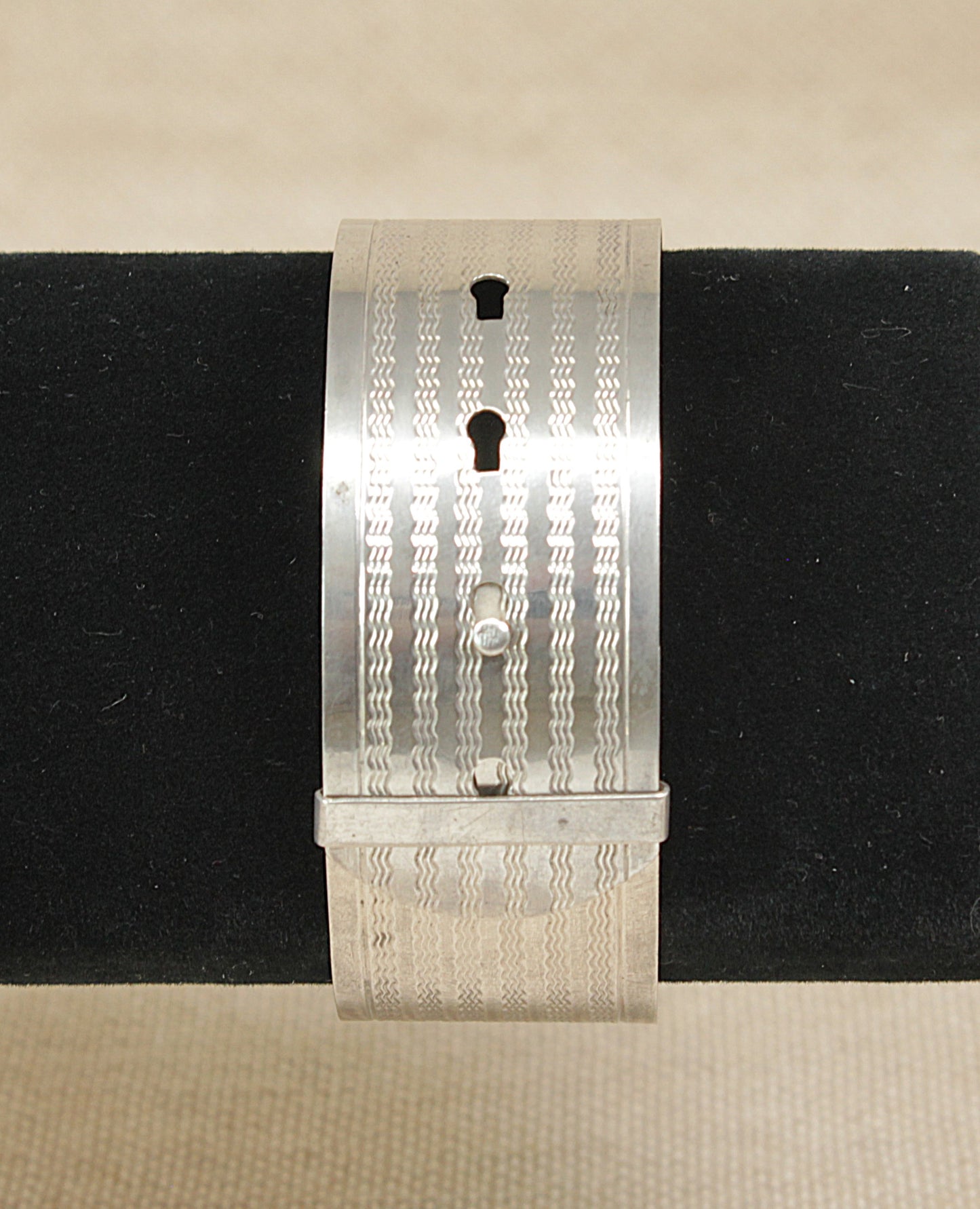 Vintage Sterling Silver Buckle Cuff Bangle Bracelet – Circa 1920s